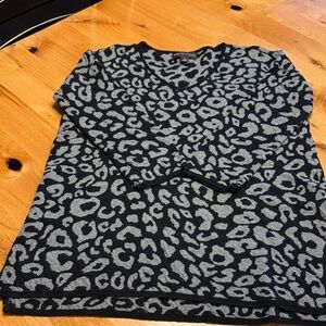 Dana Buchman Black and Gray Leopard V-Neck Sweater